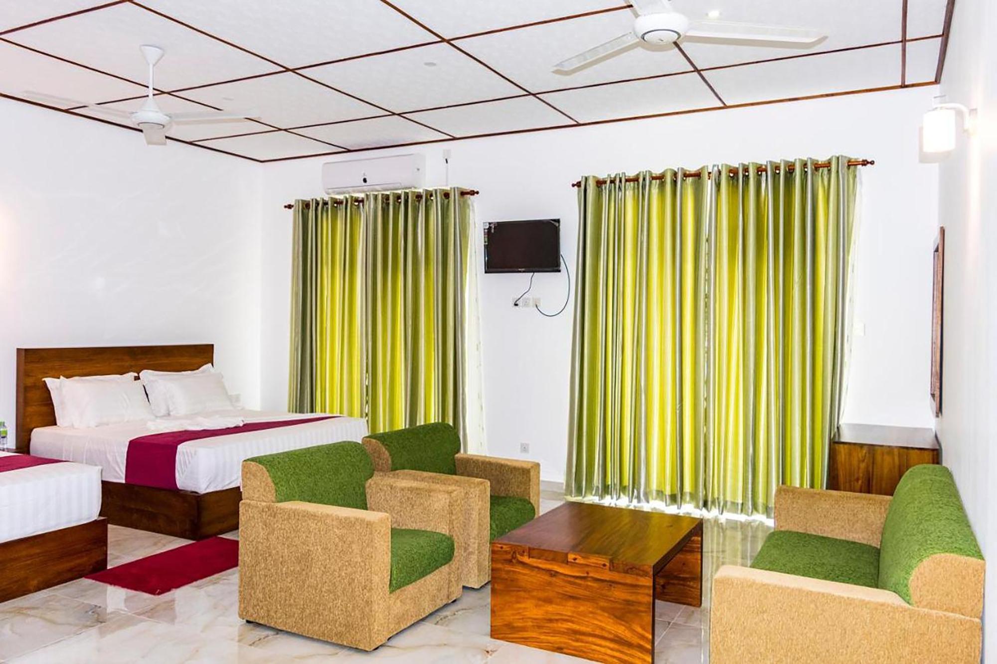 Elephant Eye Hotel Tissamaharama Exterior photo
